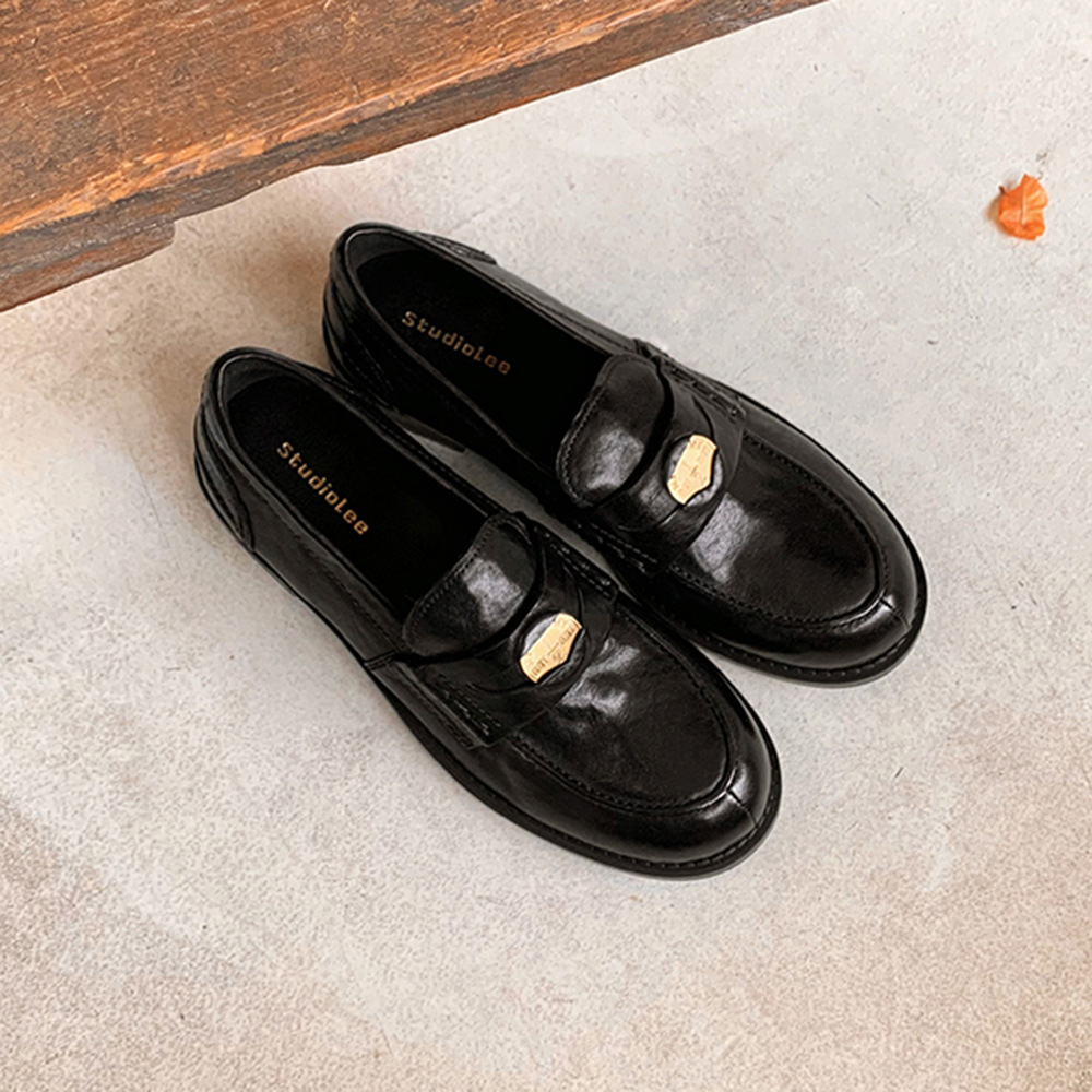 [su jia] cowhide version ~ flat loafers ~ horse leather retro rub colored small gold coin loafer shoes women's small leather shoes details Picture