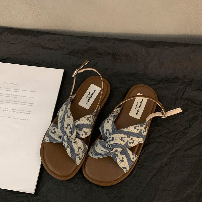 french style flat roman style sandals women's 2025 new summer outerwear skirt fairy style seaside beach shoes details Picture