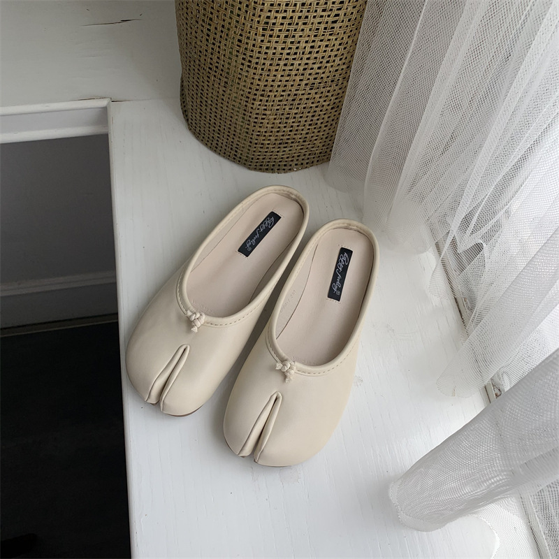 gommino women's shoes 2025 new summer split toe tabi shoes toe lazy horseshoe flat pumps autumn shoes undefined