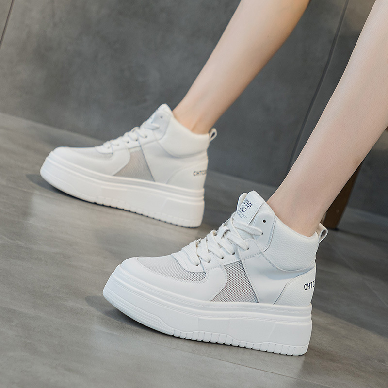 casual high top white shoes small 2025 autumn new style white autumn and winter fleece-lined platform height increasing insole women's shoes full figure