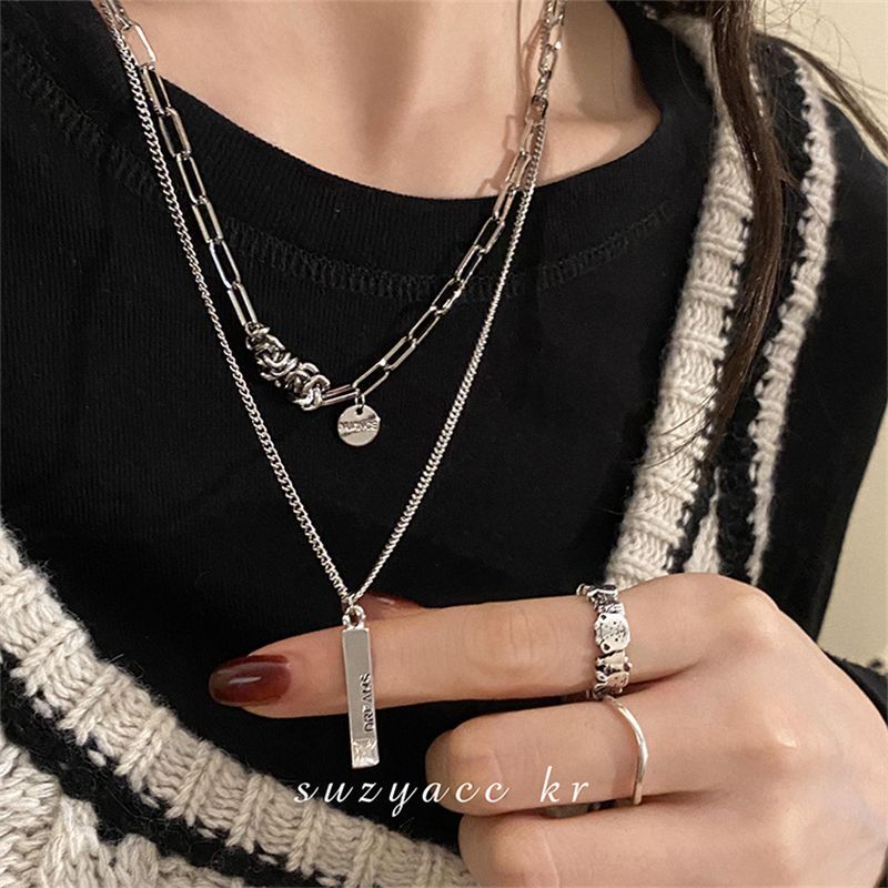 niche design twin double-layer pendant necklace 2023 new women's personalized hip hop sweater chain sweater chain fashion Application Scenario