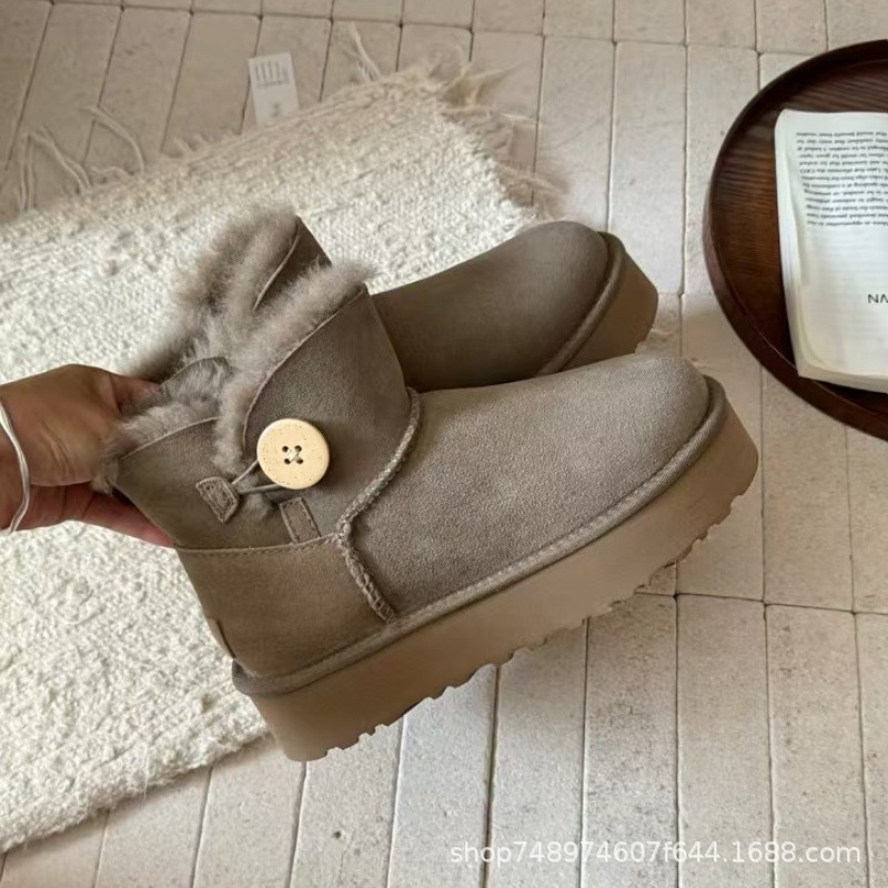 henan sangpo snow boots shoes women's sheepskin fur integrated platform wooden buckle slip-on thickened short classic foundation Specification drawing
