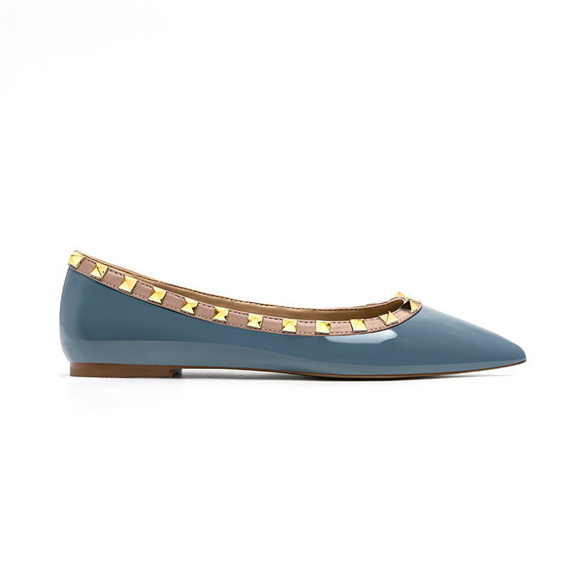 nude pointed toe pumps women's 2024 spring shallow mouth patent leather all-match european and american soft bottom boat shoes flat rivet shoes commuter Item Picture