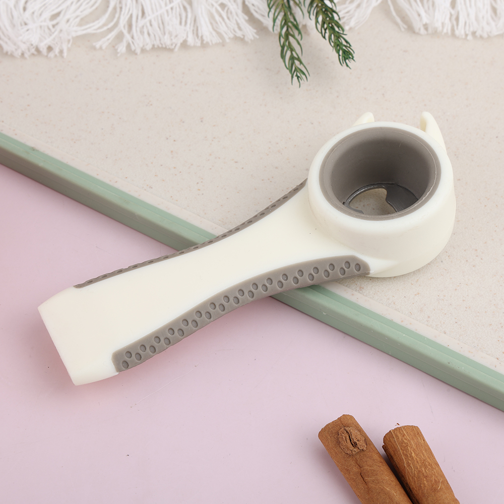 浙江厨巨日用品定制厨房日用品 外贸开瓶器塑料啤酒开 专属纸卡定制厨具