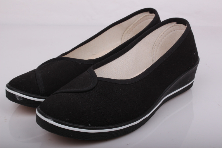 one-word brand nurse shoes women's white wedge soft bottom 2025 new white shoes autumn and winter old beijing cloth shoes flat undefined