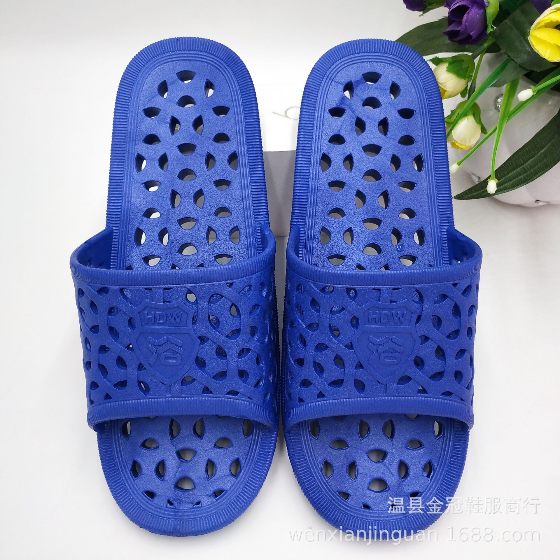 hotel bath flip-flops center hot spring bathhouse sweat steaming pedicure non-slip leaking left and right feet bathroom slippers undefined
