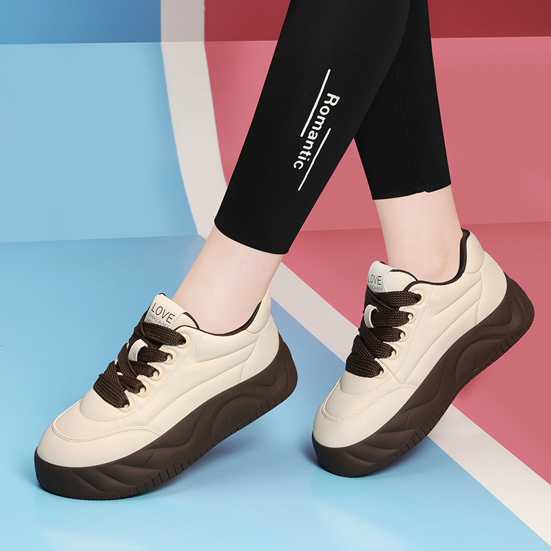 thick bottom bread shoes pumps autumn and winter 2025 new versatile soft bottom casual shoes board shoes for women velvet sports cotton shoes Item Picture