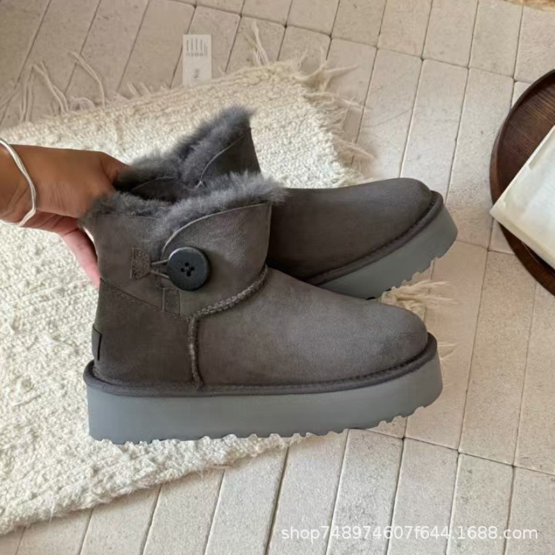 henan sangpo snow boots shoes women's sheepskin fur integrated platform wooden buckle slip-on thickened short classic foundation details Picture