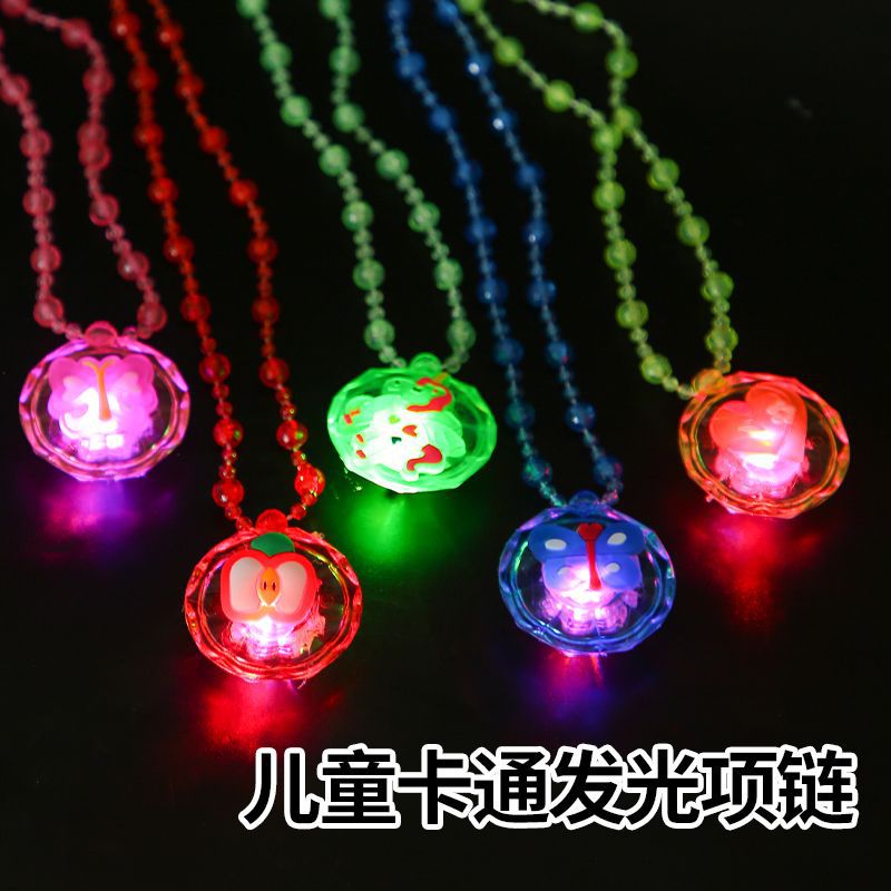 hot sale luminous necklace luminous flash pendant princess necklace night market stall supply children's small toys wholesale details Picture