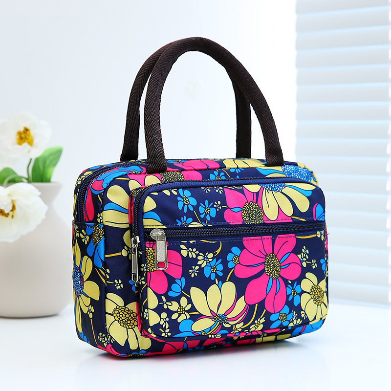 wholesale 2022 new handbag women's bag large capacity oxford cloth casual mom bag change and mobile phone bag stall bag details Picture