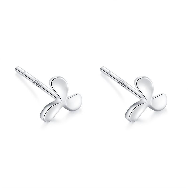 s999 sterling silver stud earrings for women simple mini earrings love butterfly mori style ear bar ear-caring anti-blocking silver earrings Application Scenario