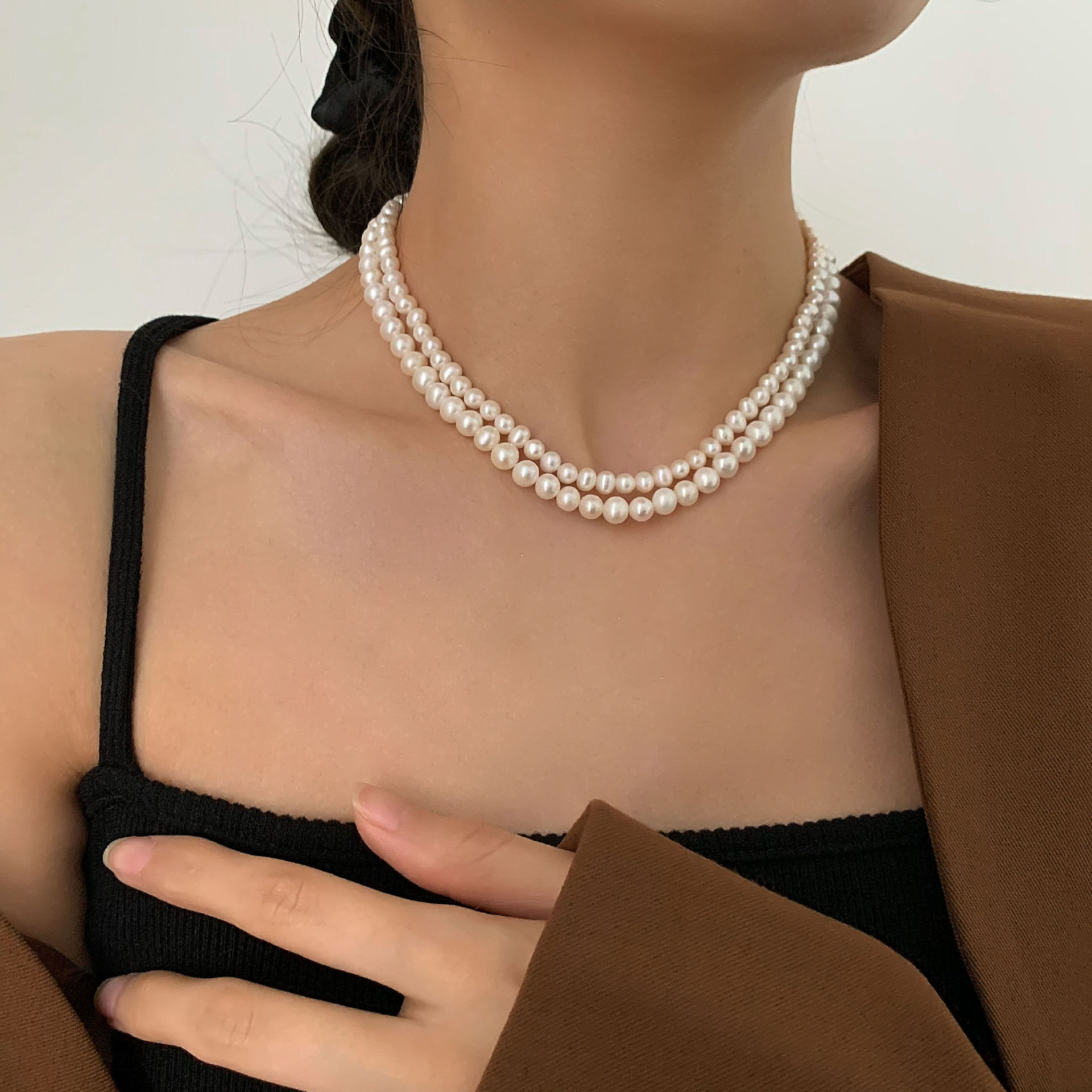 natural freshwater pearl necklace women's fashion barhaoke clavicle chain special-interest design 14k gilded necklace sweater chain Specification drawing