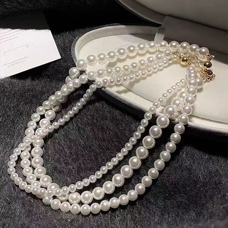 shijiaao white magnetic buckle perfect circle pearl necklace female fashion socialite necklace temperament design high-grade clavicle chain details Picture