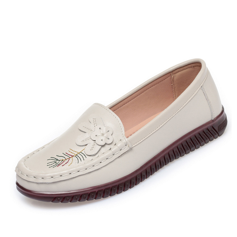 middle-aged mom shoes genuine leather soft bottom for the elderly flat spring and autumn shoes women middle-aged and elderly leather shoes tendon bottom no free shipping undefined
