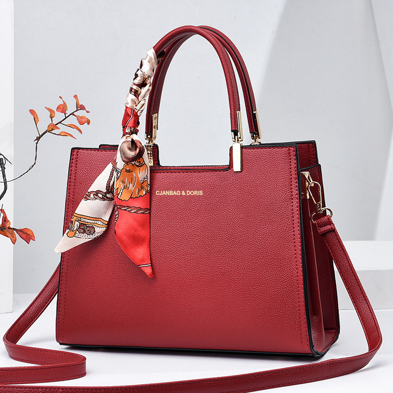 mom bag wedding bag for middle-aged peopl elegant mother-in-law wedding red women bag crossbody handbag high sense wedding bag details Picture