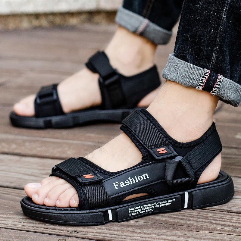 [factory wholesale] men's sandals summer non-slip wear-resistant soft bottom youth outdoor sports open toe beach shoes Application Scenario