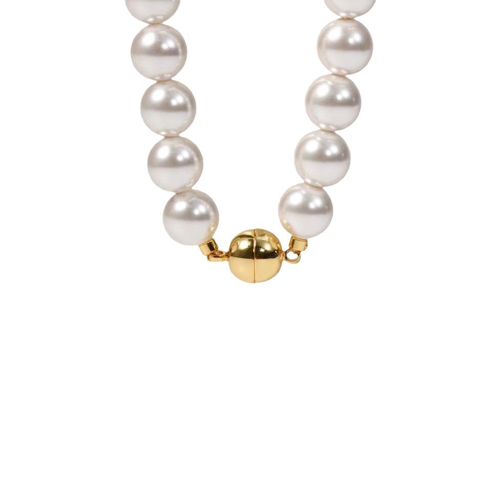 shijiaao white magnetic buckle perfect circle pearl necklace female fashion socialite necklace temperament design high-grade clavicle chain Item Picture