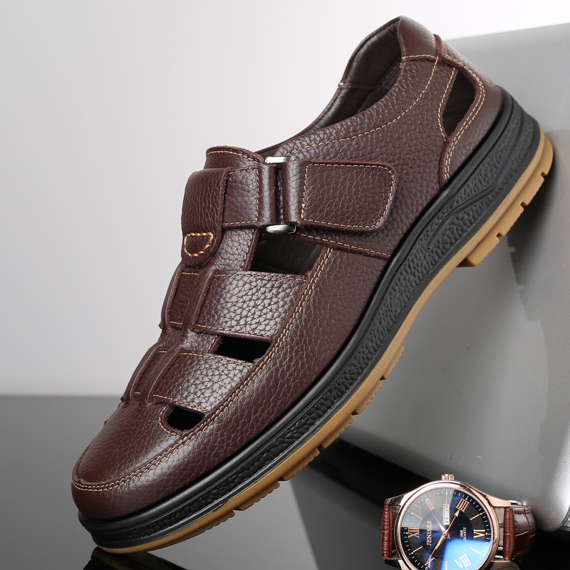 2025 summer genuine leather breathable hollowed leisure sandals men's simple comfortable soft leather hole leather sandals one piece dropshipping full figure