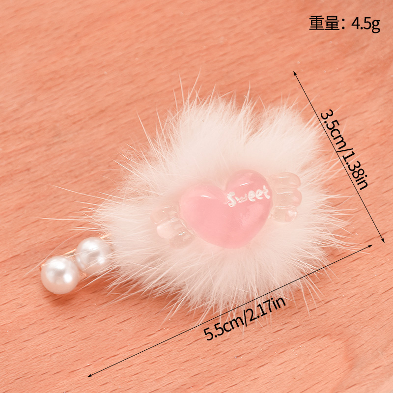 发夹/鲨鱼夹/鸭嘴夹/抓夹/新年红色发夹白底实物图