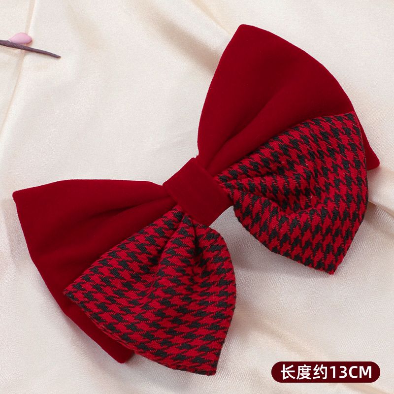 The new red large bow headwear for brides in 2025, the wedding hair tie, the popular hairpin, the back of the head clip, summer detail image 18