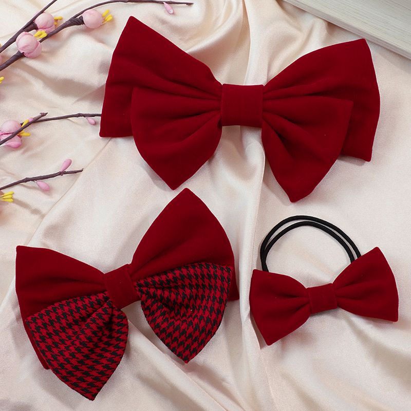The new red large bow headwear for brides in 2025, the wedding hair tie, the popular hairpin, the back of the head clip, summer detail image 11