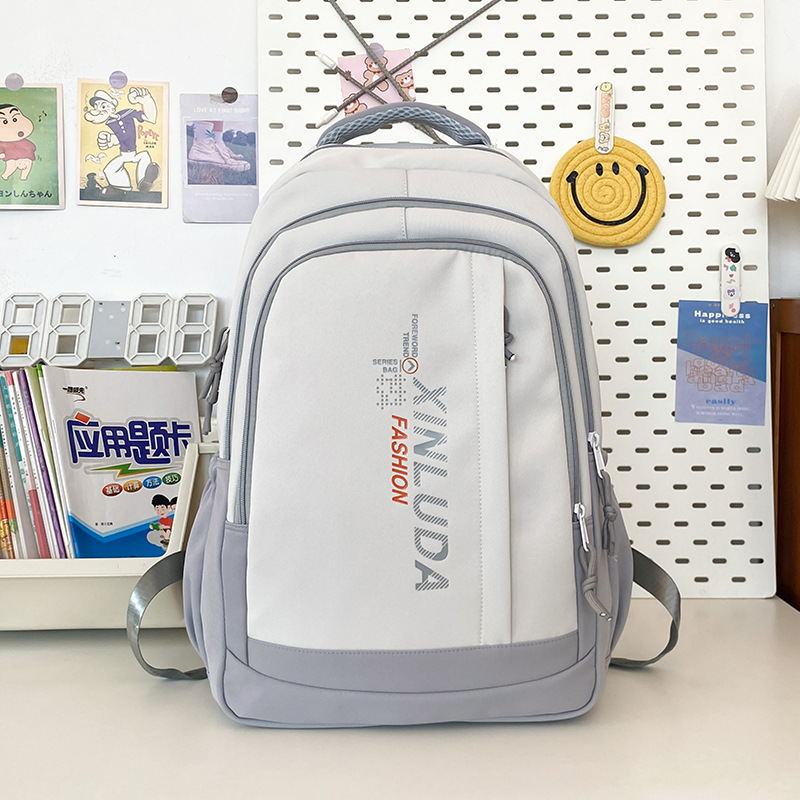 new daily travel fashion casual backpack outdoor men's and women's large capacity junior high school and high school durable backpack Item Picture