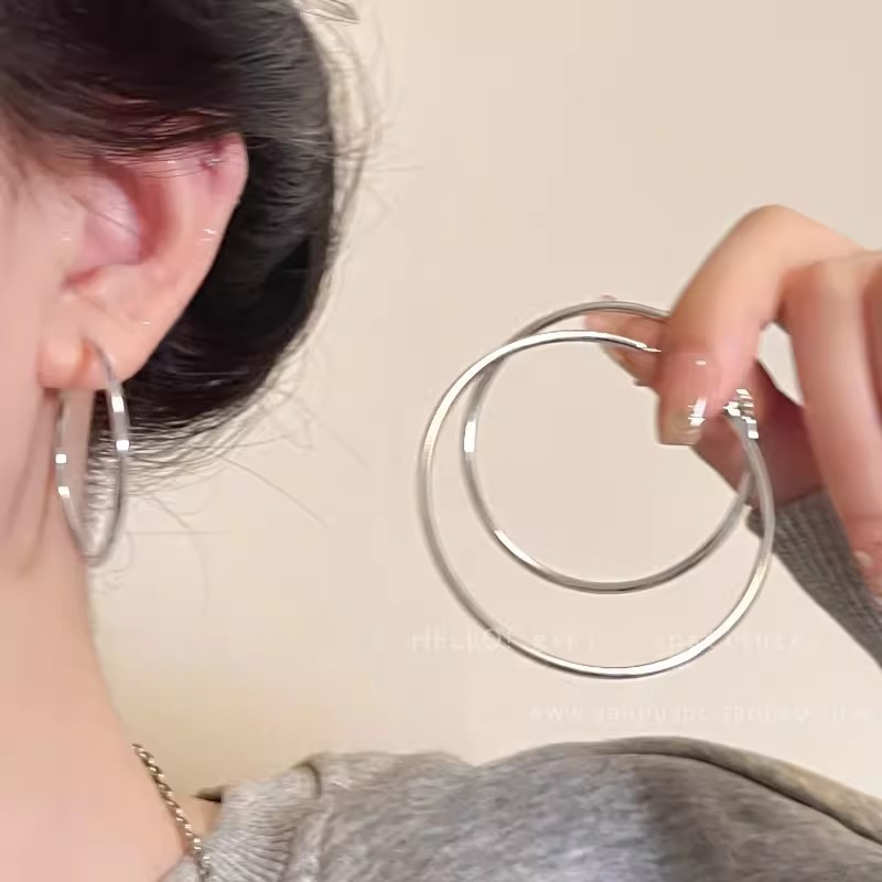 sterling silver needle european and american exaggerated simple bracelet earrings women's high-grade light luxury all-match simple elegant earrings earrings wholesale Specification drawing