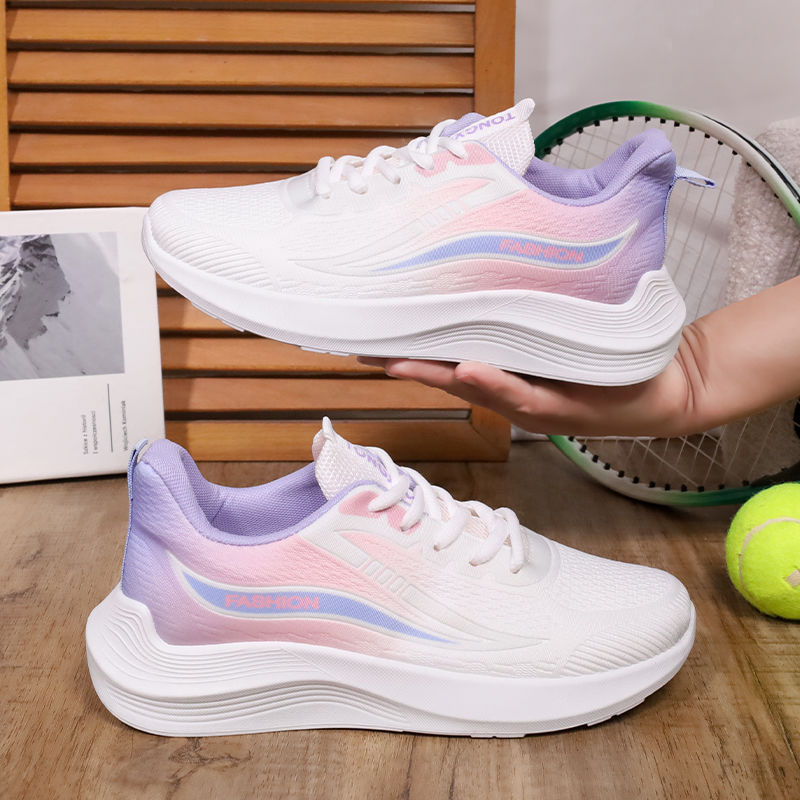 2025 new spring and autumn new super light running shoes sneakers breathable shock absorption soft bottom student light running women's shoes full figure