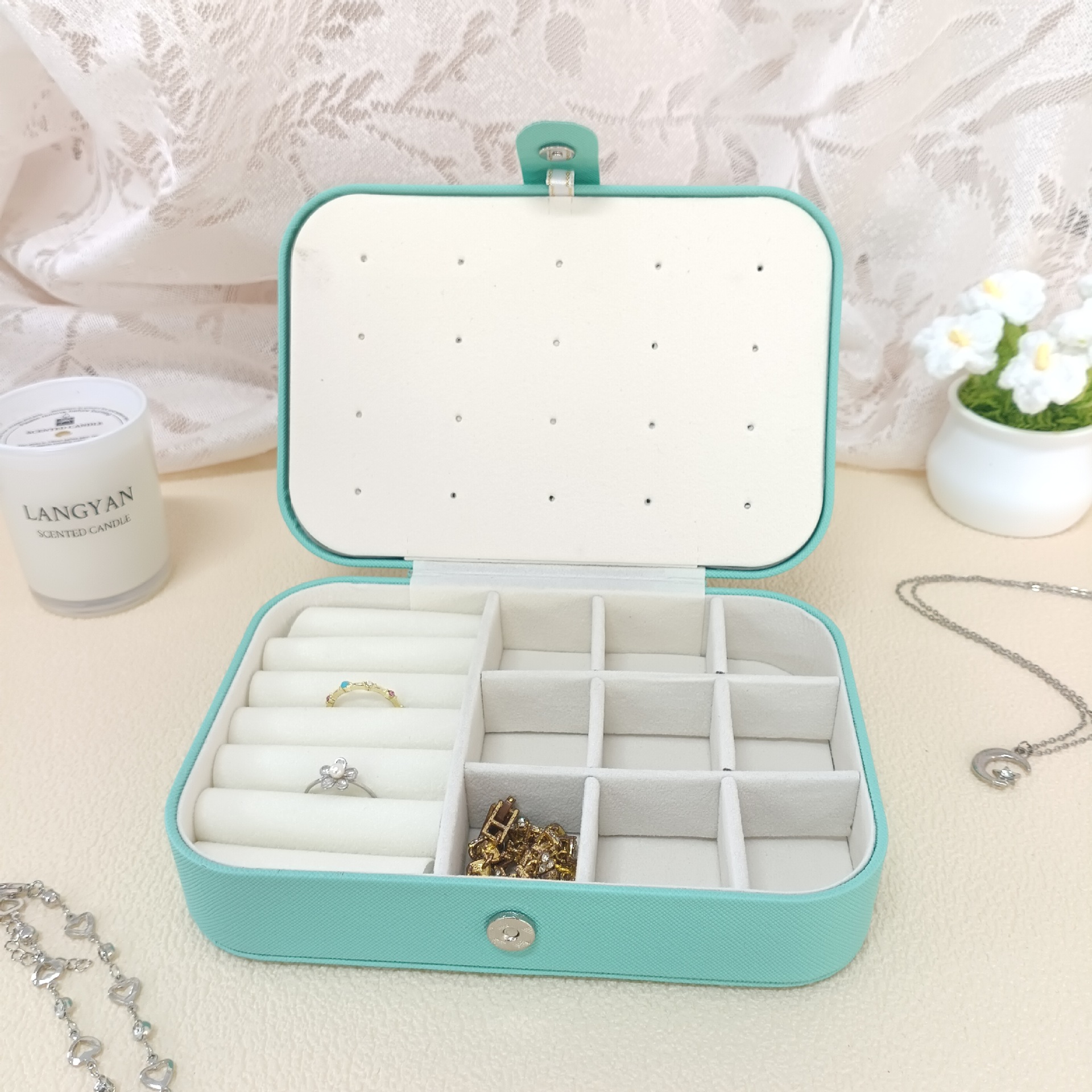 new nordic solid color long jewelry box ear stud and ring pendant ornaments finishing box desktop jewelry storage box Application Scenario
