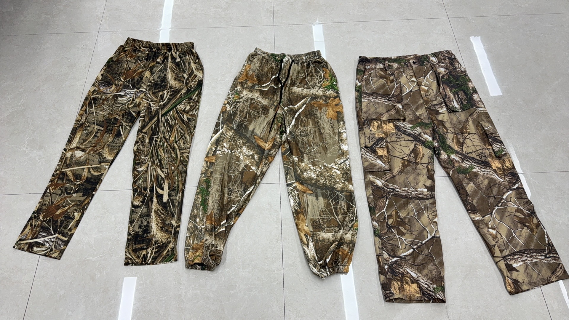 新款男士春秋季休闲运动上衣CVC面料防风防潮耐磨裤子白底实物图