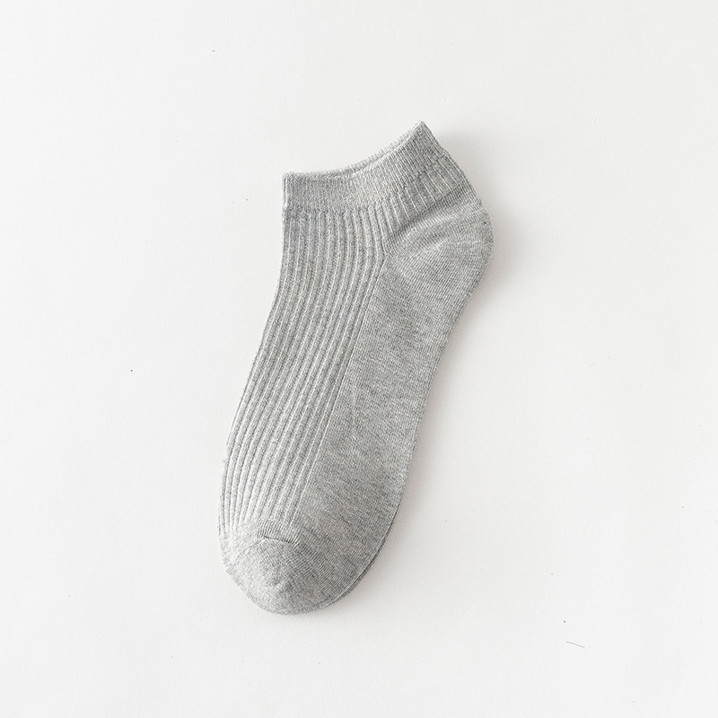 men's boat socks free shipping breathable double needle socks men's simple solid color socks strip sweat-absorbing cotton socks simple socks Application Scenario