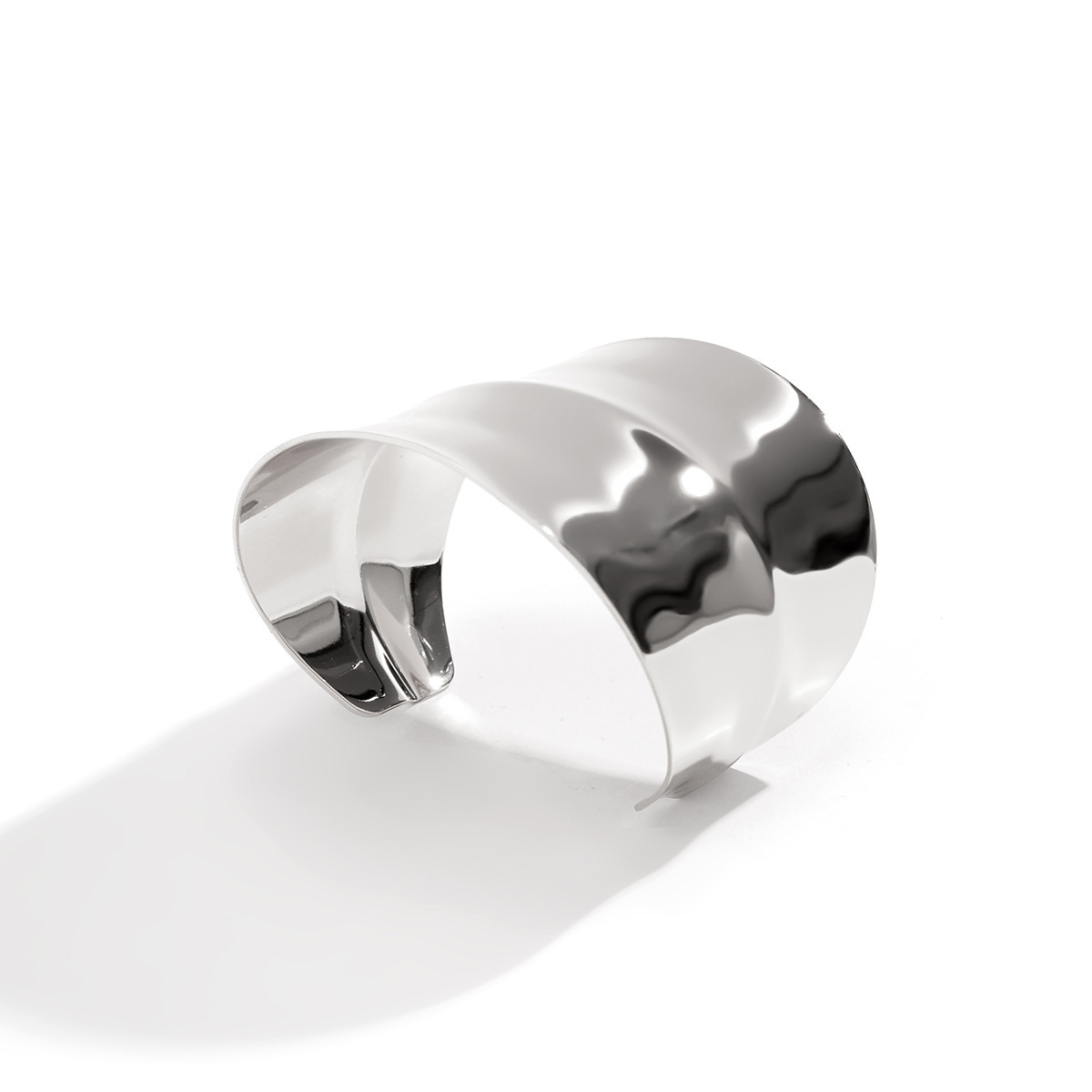 europe and america cross border ornament french simplicity design jade open-end polished bracelet niche retro hollow geometry Application Scenario