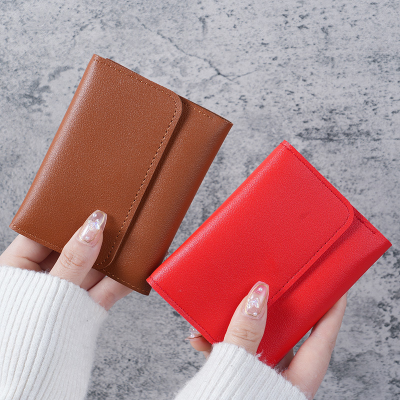 simple short women's wallet student ticket clip multifunctional card holder change three fold ultra-thin glossy wallet Application Scenario
