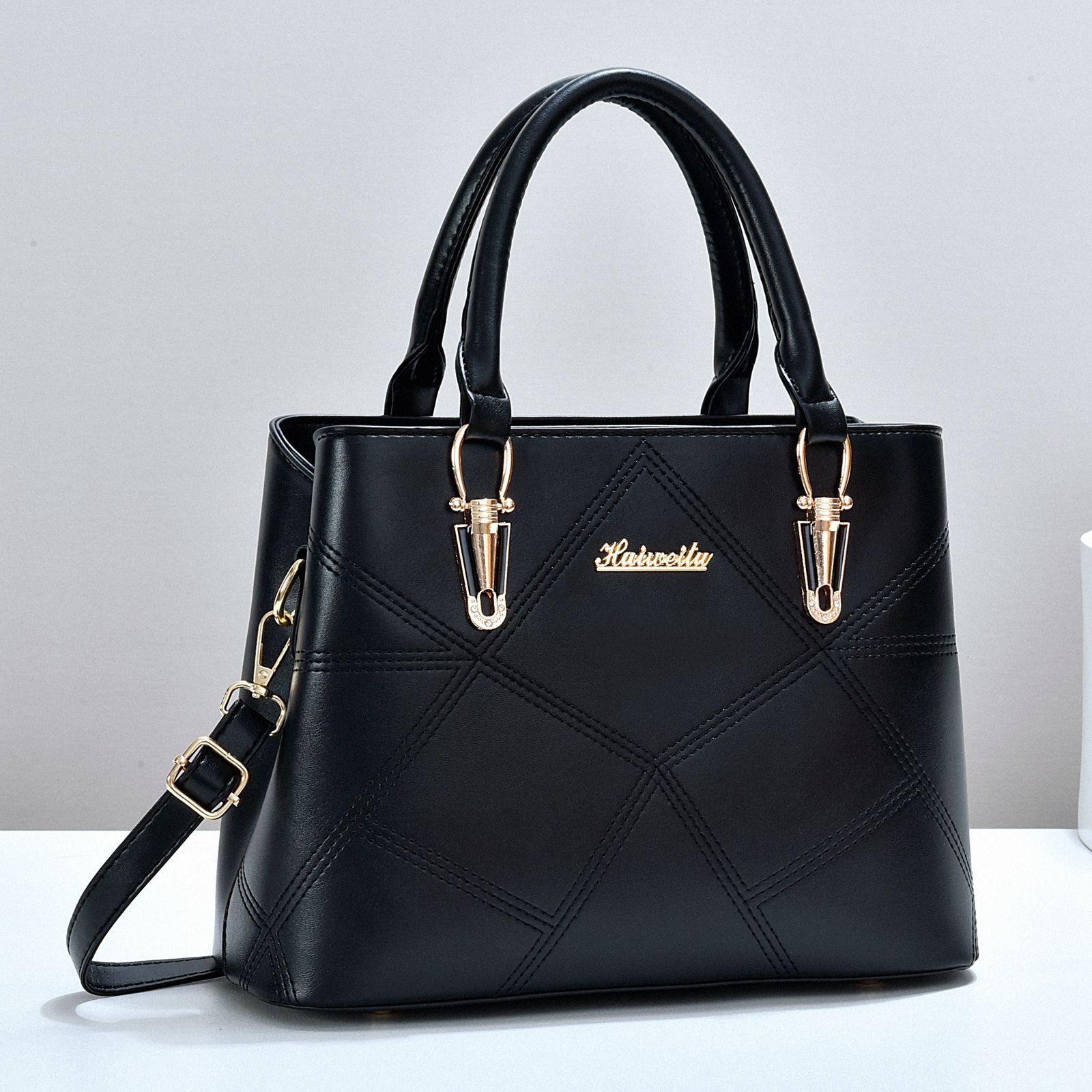 large capacity handbag handbag classic women's bag shoulder messenger bag fashion high sense bag bags full figure