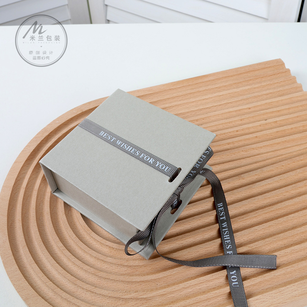 milan hot sale book-shaped gift box flip hand gift factory in stock wholesale jewelry box set Application Scenario