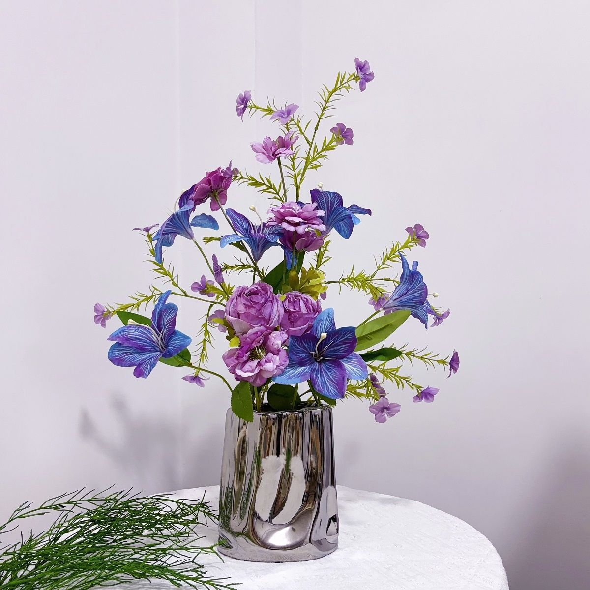 jardin monet purple artificial flower internet famous photo taking punch-in landscape diy layout window soft decoration with fake flower Application Scenario
