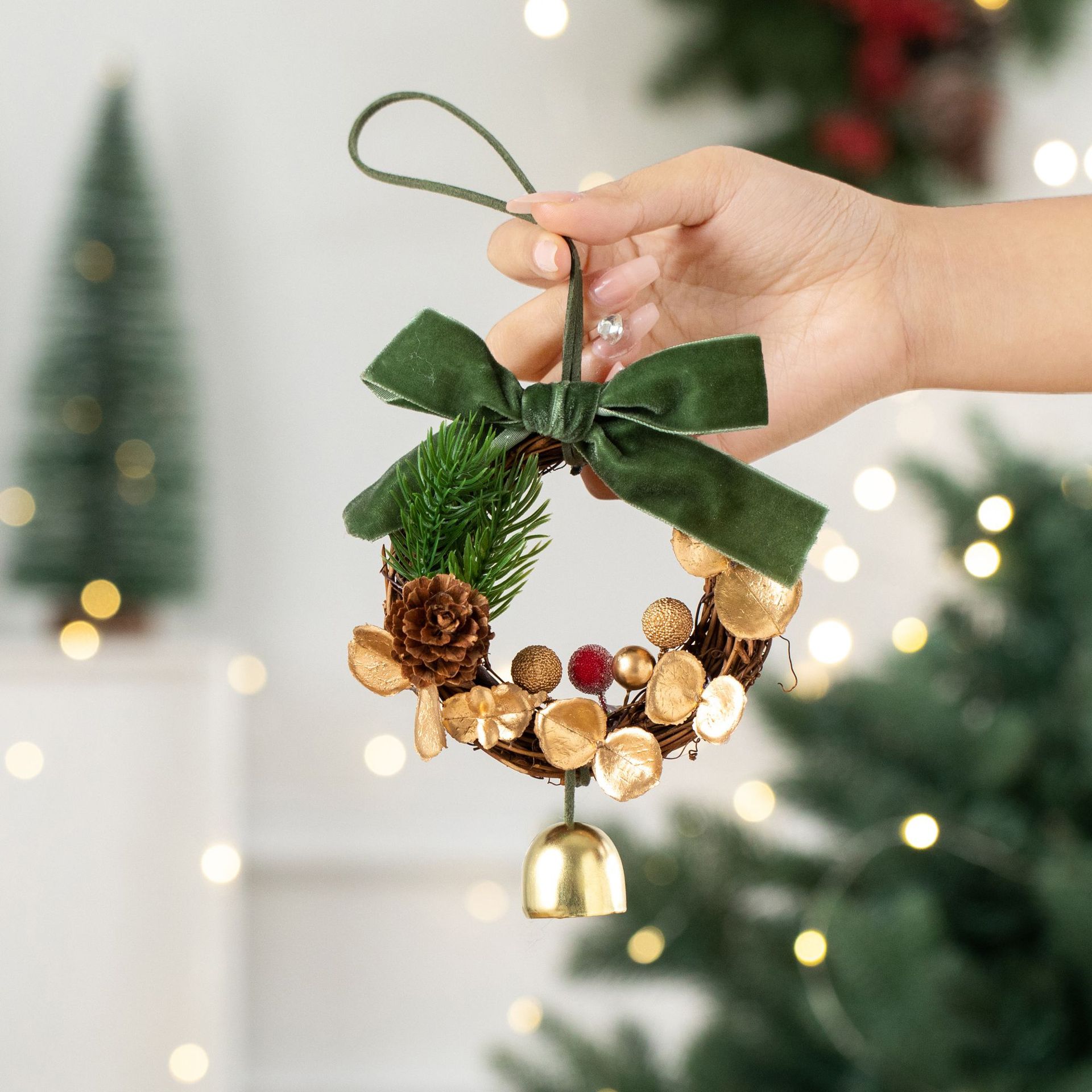 2026 new christmas decorations jingling bell garland pendant christmas tree decorations atmosphere scene ornaments Item Picture