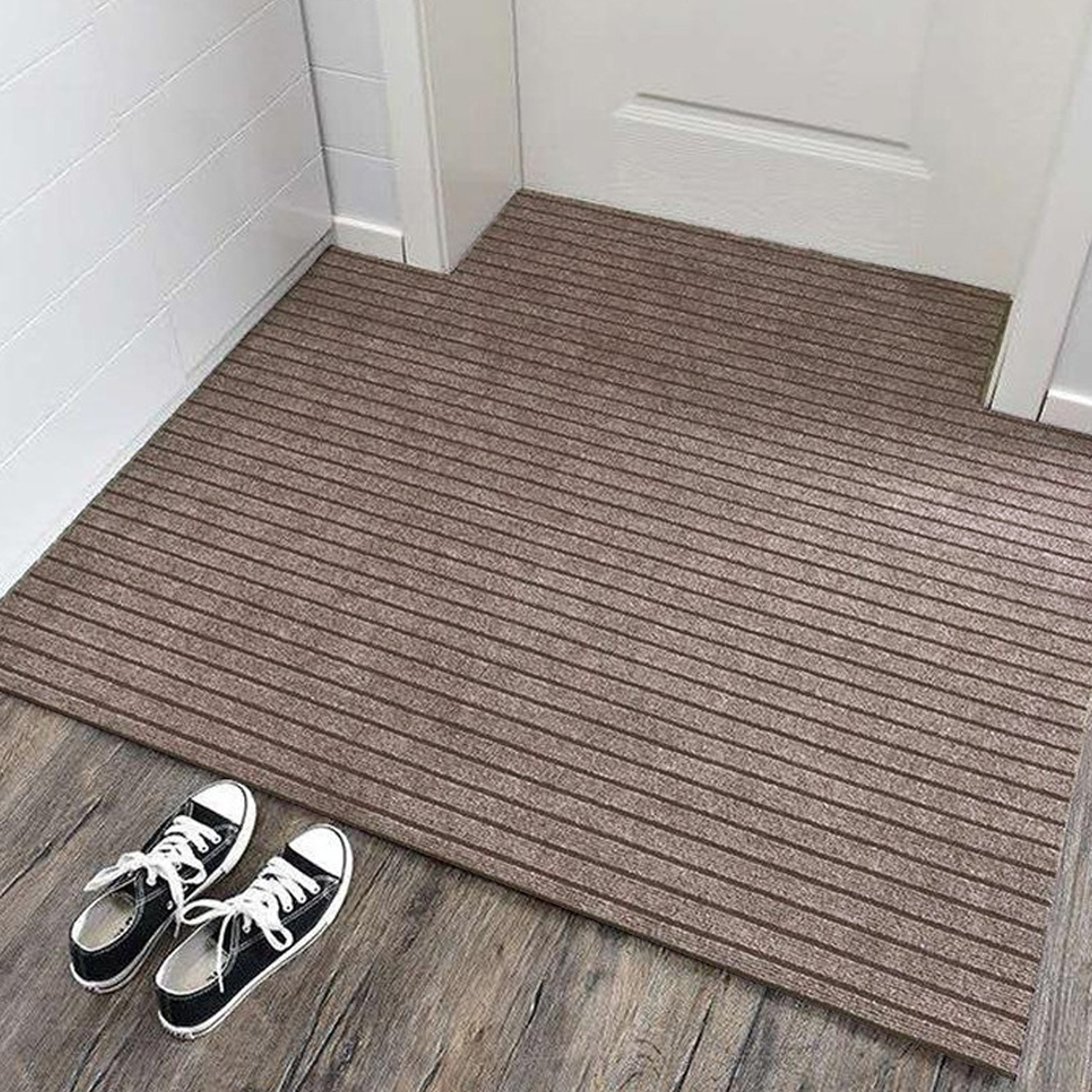 cut-out floor mat door mat home mat entrance floor mat household absorbent non-slip floor mat full cover carpet mat Application Scenario