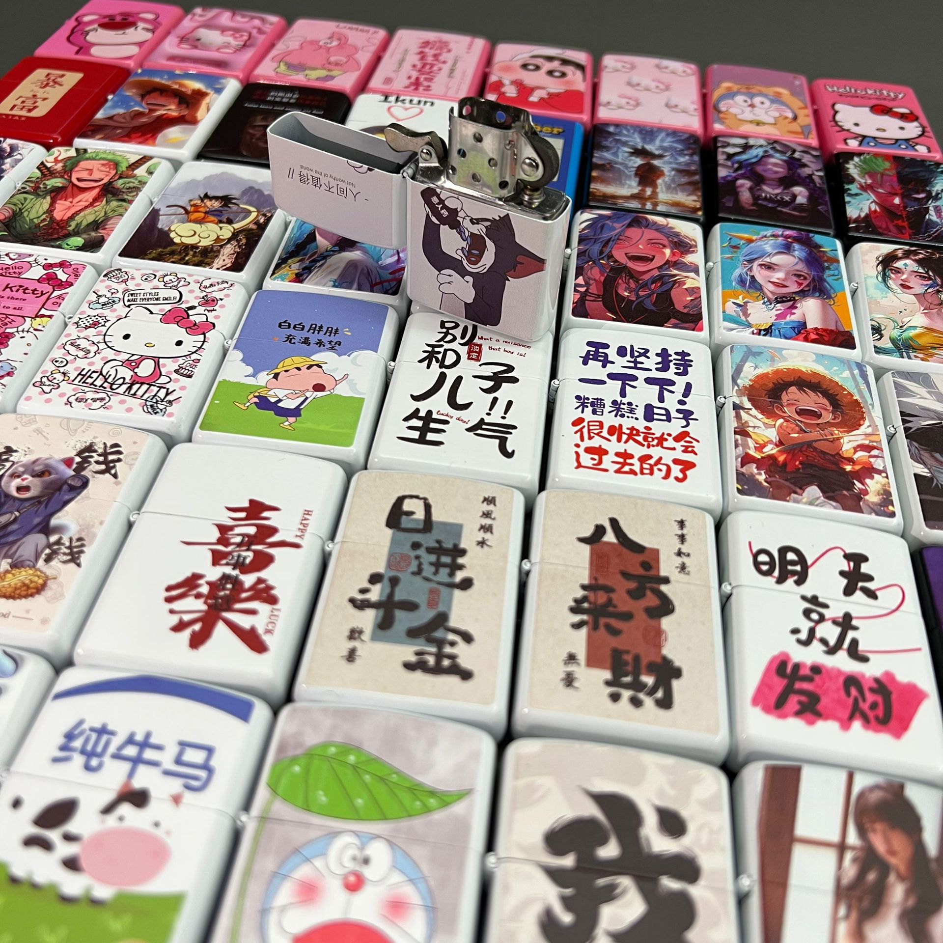 good-looking kerosene lighter metal flip grinding wheel retro anime creative personality wind proof net popular ins Application Scenario