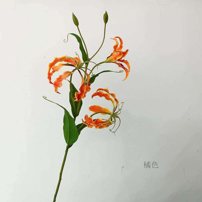 jialan artificial flower feel flame lily home desktop decorative floral artist flower arrangement photography props window chen Application Scenario