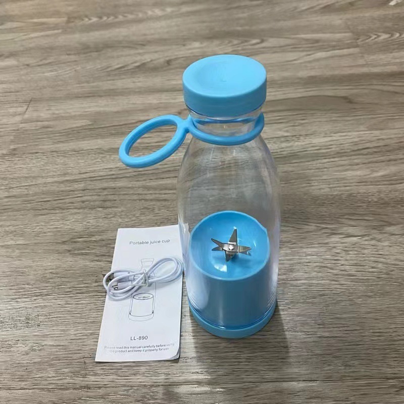 usb wireless charging 6-leaf cutter head portable juicer juice cross-border household juicer cup Application Scenario