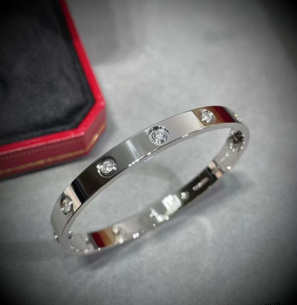 high version wide and narrow version card home v gold titanium steel bracelet thick plated 18k gold rose gold starry bracelet factory direct sales details Picture