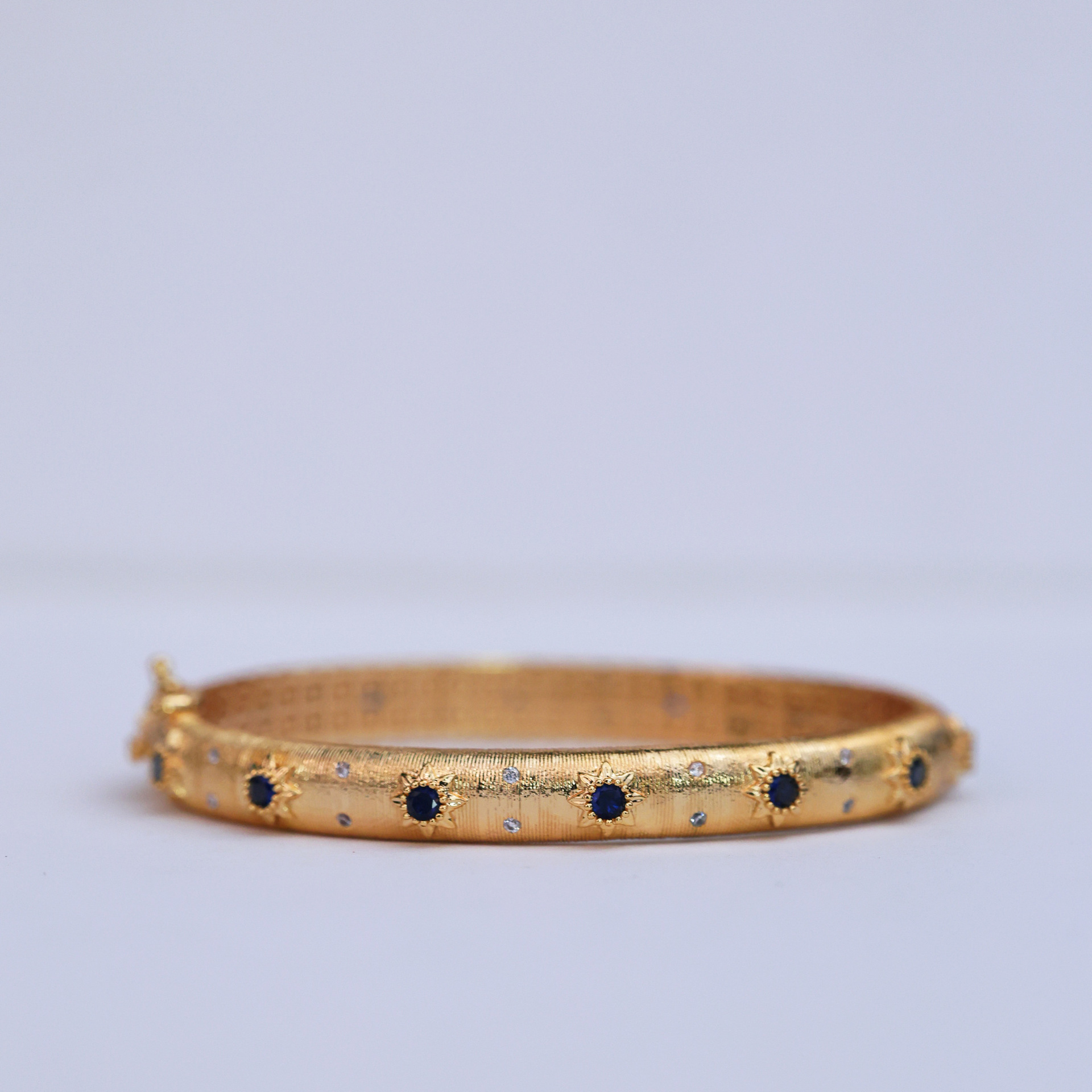 italian jade buche brushed diamond bracelet female 18k all-match mild luxury retro emperor green ornament wholesale Specification drawing