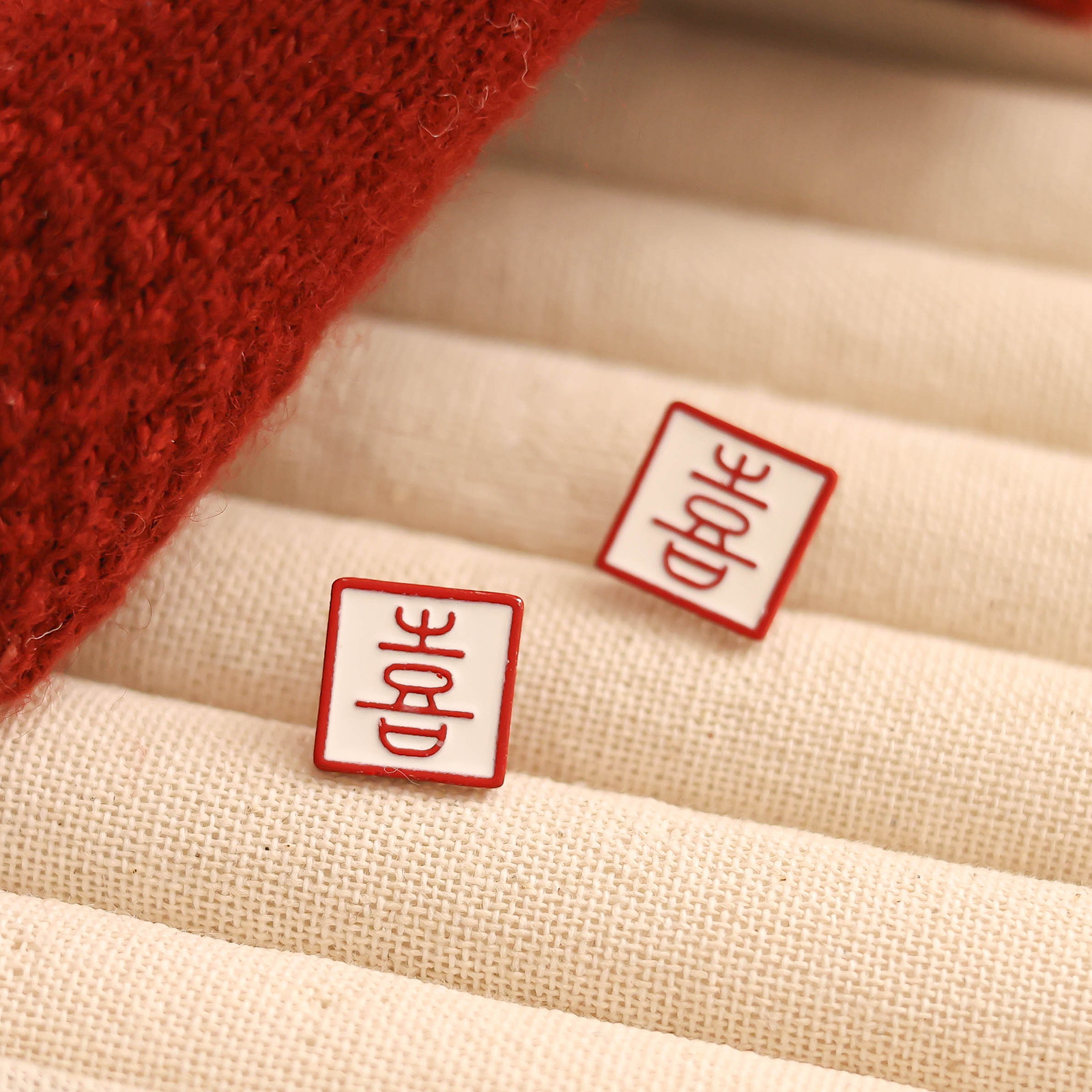 new year red earrings niche high sense temperament wild festival ornament new chinese stud earrings autumn/winter earrings wholesale full figure