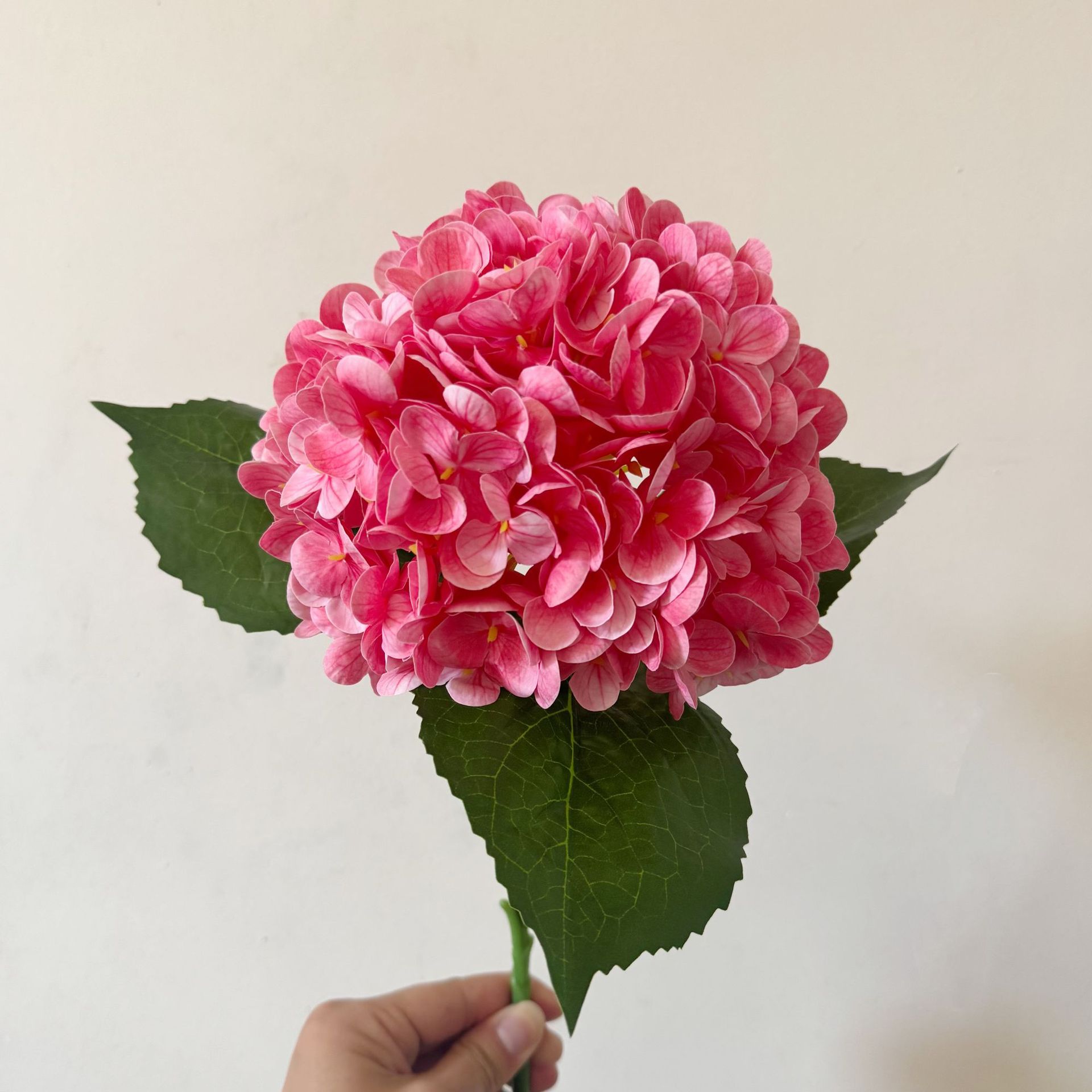 3d moist feeling big hydrangea artificial flower 176 pieces hotel decorative floral wedding decoration fake flower film hydrangea Item Picture