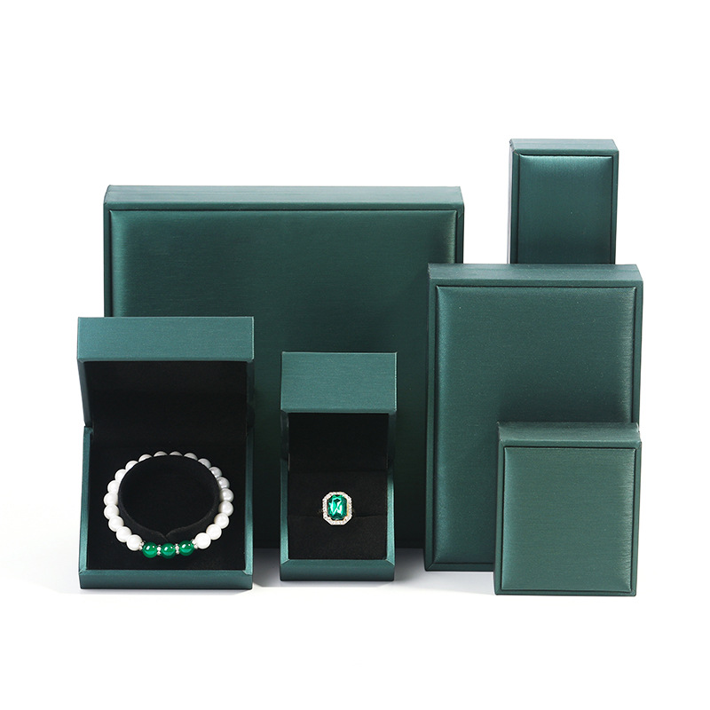 right angle straight edge brushed pu leather jewelry box ring ear stud box ornament jewelry box bracelet necklace box Application Scenario