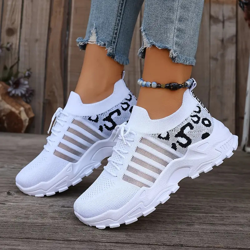 wow shoes women's fashionable new foreign trade mesh breathable sneakers retro white shoes korean style casual women's shoes Application Scenario