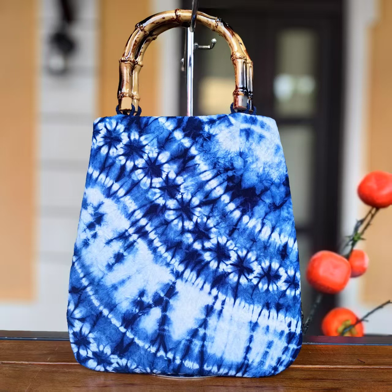 ethnic characteristic fabric tie-dyed handbag national fashion women's trendy white casual bamboo bag Specification drawing
