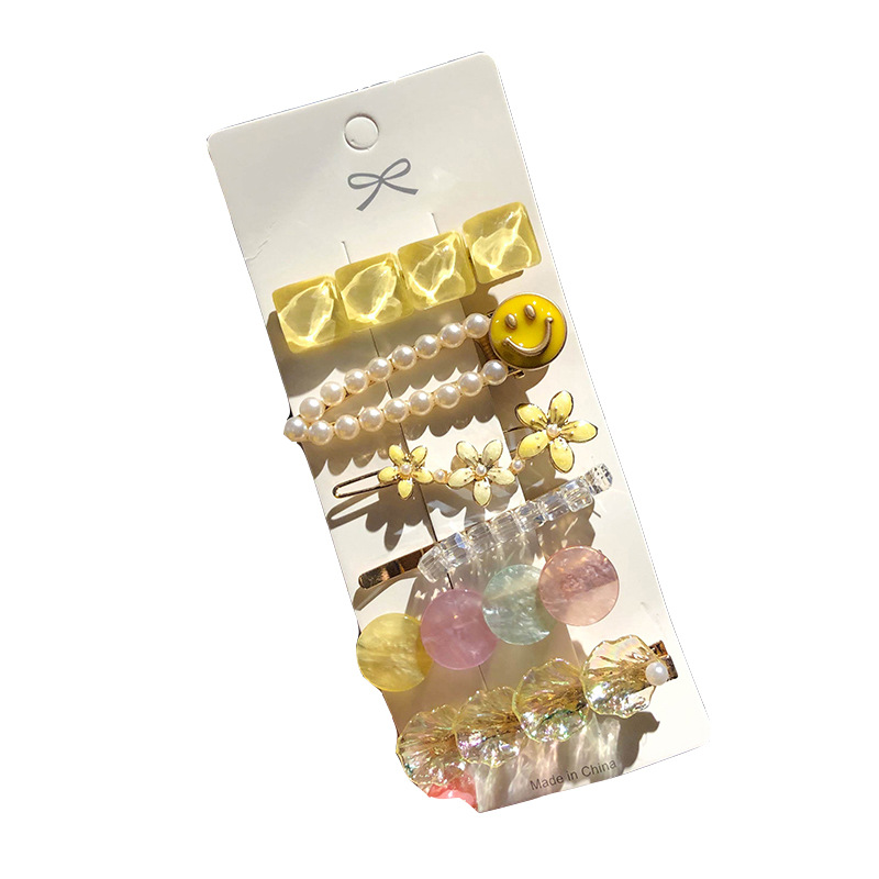 barrettes female korean internet celebrity side pearl back head headdress clip girl clip little girl bang clip hairpin Item Picture