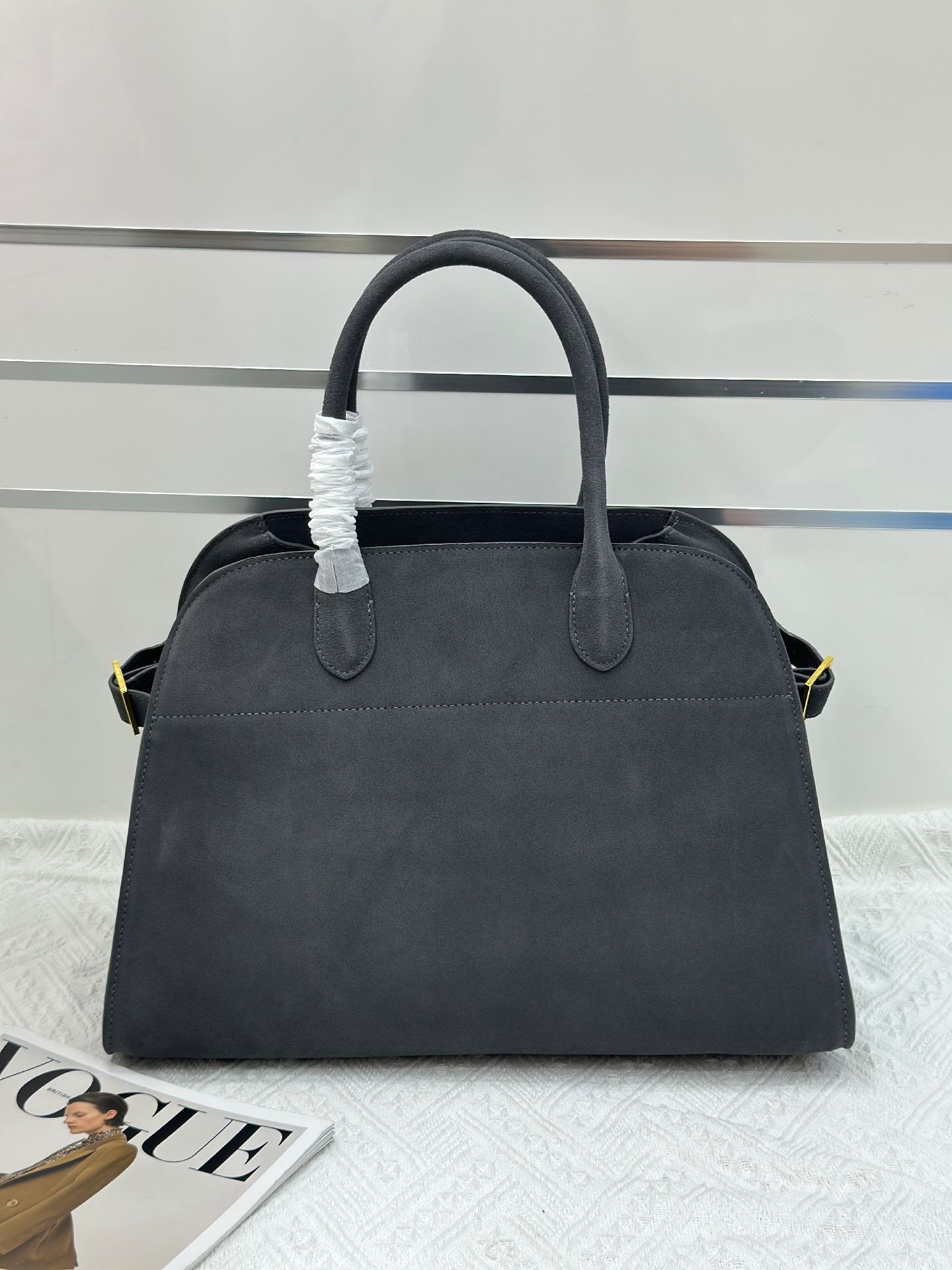 the @ row autumn and winter stars same style bag suede margaux15 handbag commuter computer hand-held tote Application Scenario